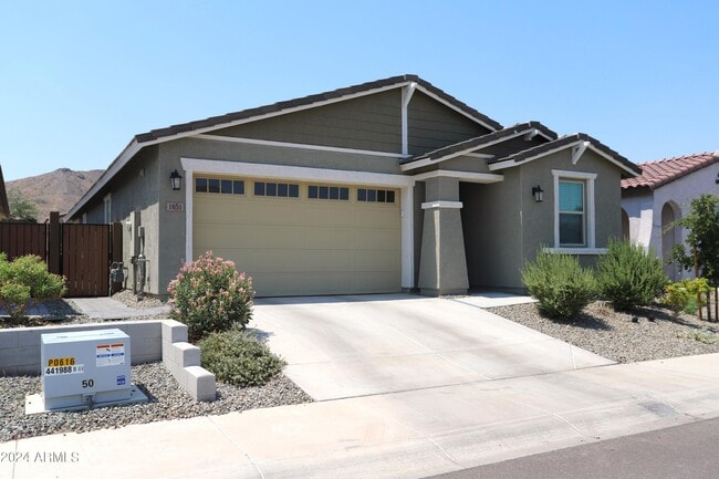 Building Photo - 1651 W Piedmont Rd