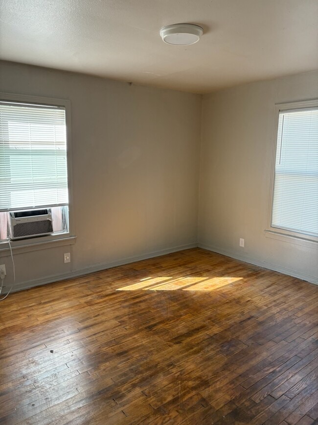 Foto del edificio - 2821 Corbitt St
