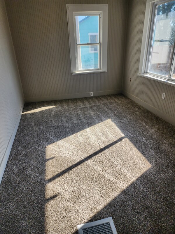 Foto del edificio - 1225 Burley Ave