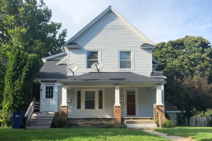 1561 4th St - 1561 4th St NW