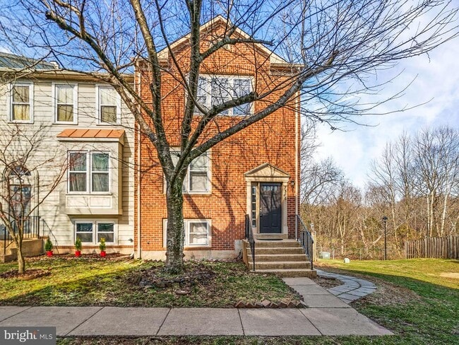 Building Photo - 7306 St Johns Ct