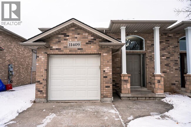 Photo du bâtiment - 11409 Timber Bay Crescent