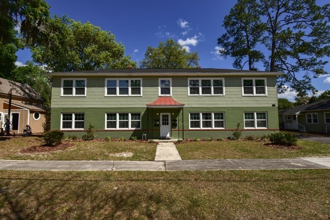 Interior Photo - Third Avenue Apartments