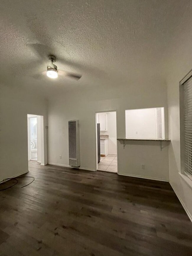 Building Photo - HAP PARTNERS V LLC-4234