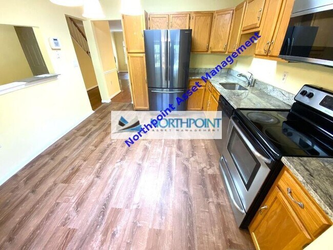 Foto del edificio - 13100 Silver Maple Ct