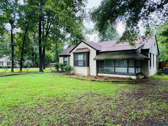 Foto del edificio - 4-Bedroom just perfect for your family