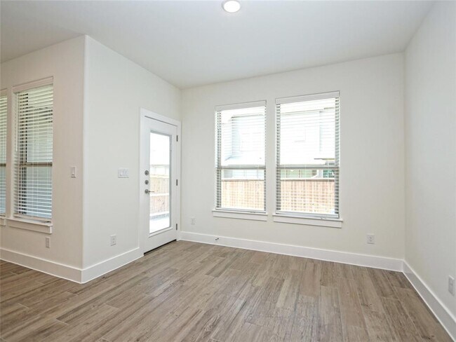 Foto del edificio - 415 Parkline Dr