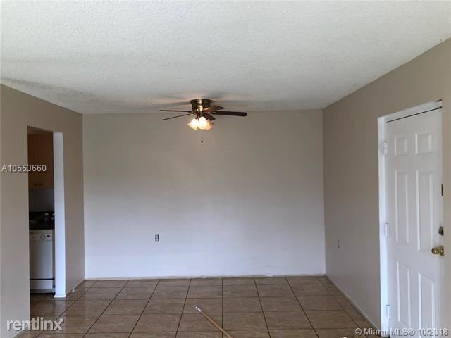 Foto del edificio - 2 br, 1 bath  - 1080 Benoist Farms Rd