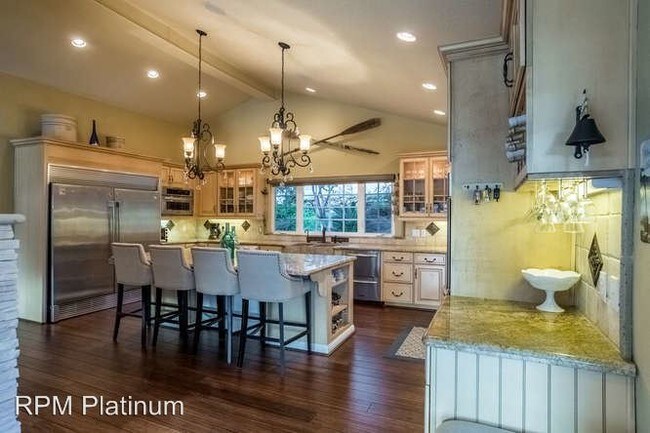 Foto del edificio - 28557 Sky Harbour Rd