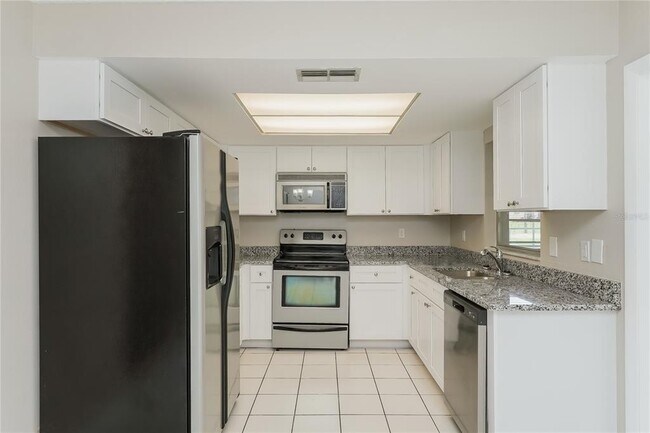 Foto del edificio - 4049 Tonya Ct