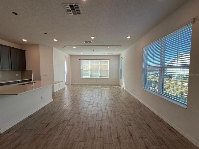 Building Photo - 7000 Twilight Bay Dr