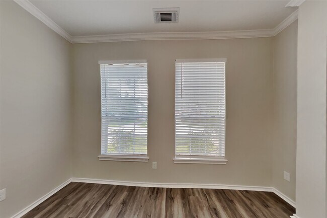 Building Photo - 17919 Scrub Oak Dr