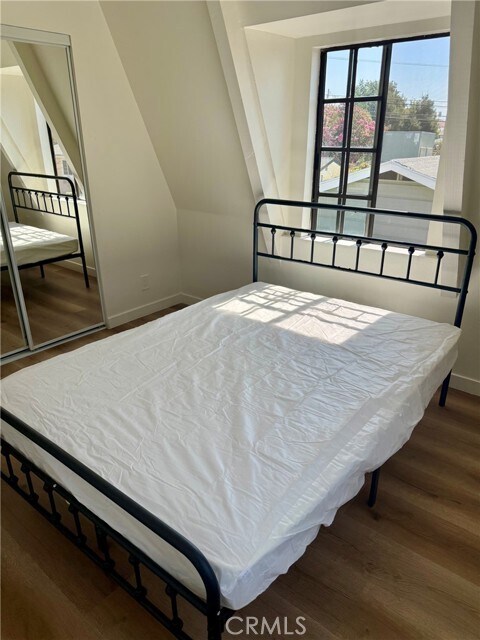 Foto del edificio - 2615 Manhattan Ave