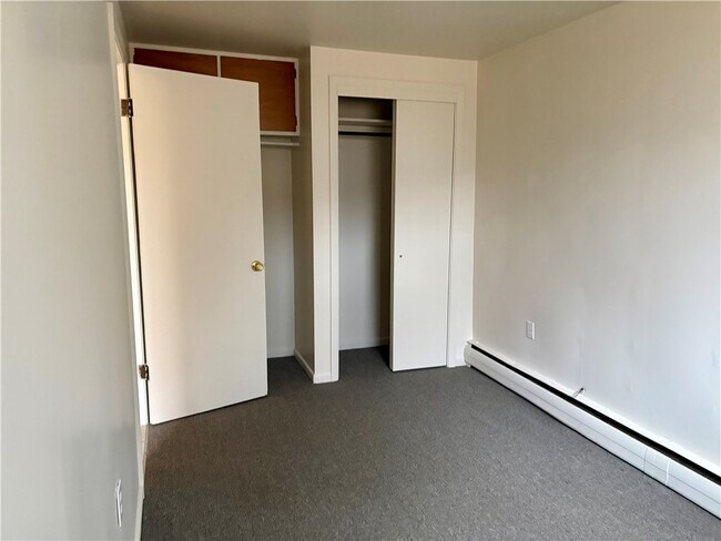 Foto del edificio - 116 W High St