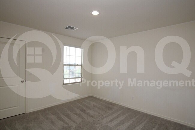Building Photo - 6056 E Helios Dr