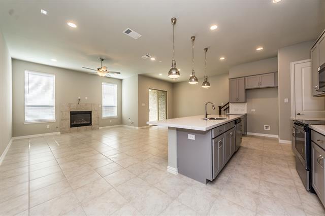 Building Photo - 17757 Shumard Oak Dr