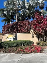 Building Photo - 1575 NE 33rd Ave