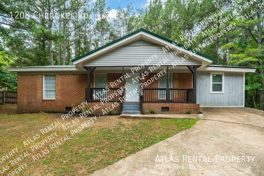 Foto principal - 1208 Cherokee Rd