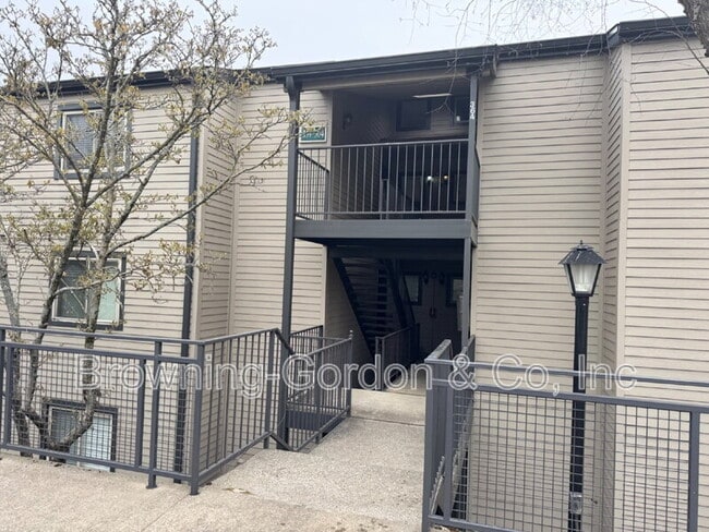 Building Photo - 363 Summit Ridge Cir