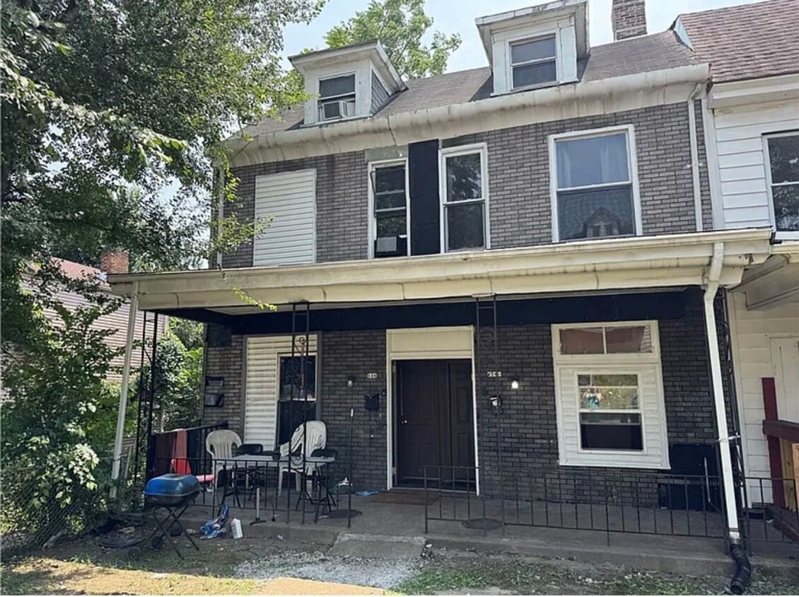 Photo - 126 Charles st