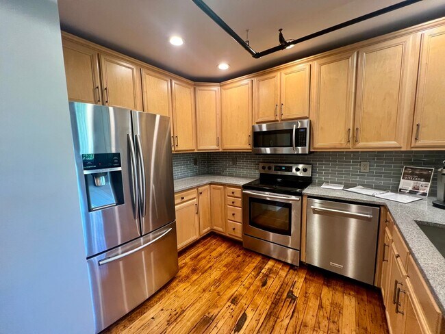 Building Photo - 1535 Caraleigh Mills Ct