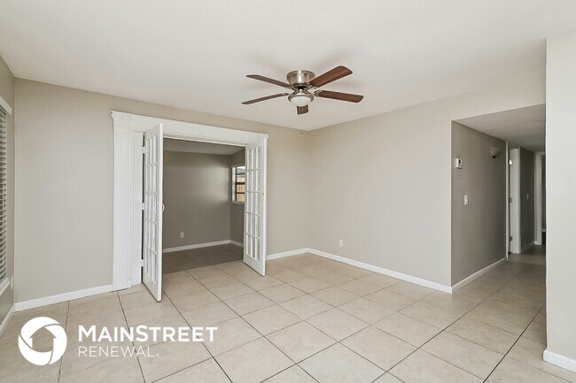 Foto del edificio - 4317 W Bay Ave