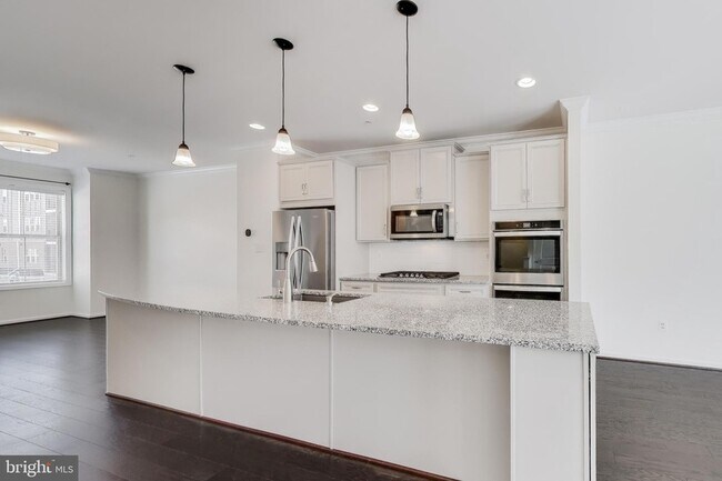 Building Photo - 22036 Plover St