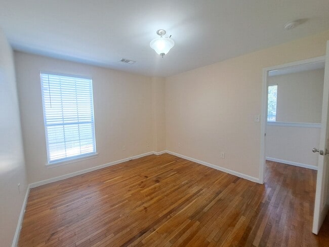 Foto del edificio - ***$500 Move-In Special***3BR/2BA SINGLE F...