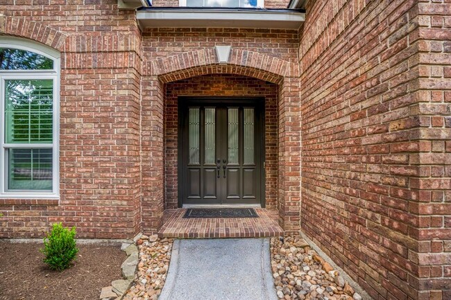 Foto del edificio - 55 Mystic Lake Cir