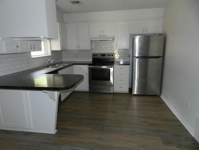 Foto del edificio - 413 NW 69th St