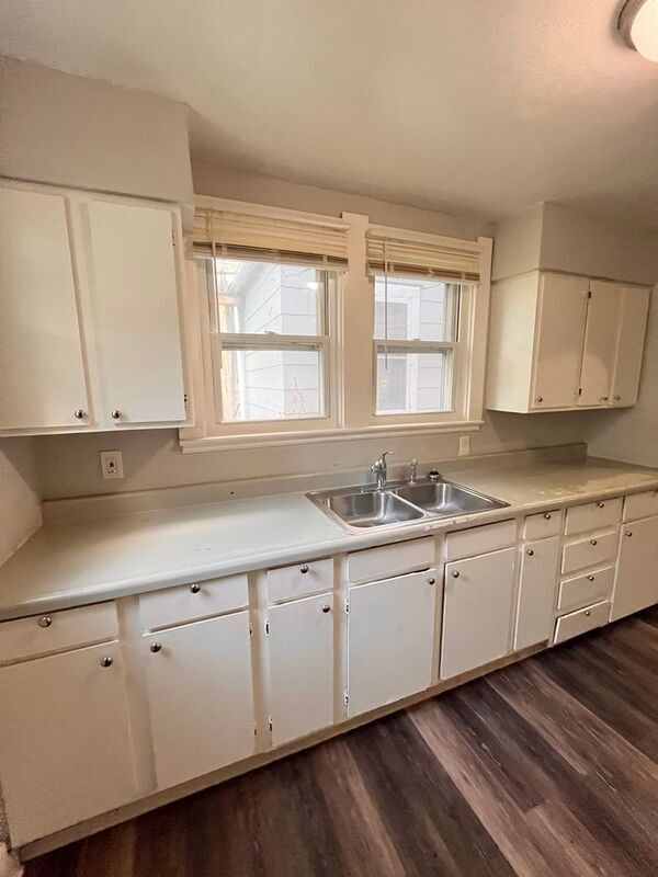 Building Photo - 2024 Neveda St