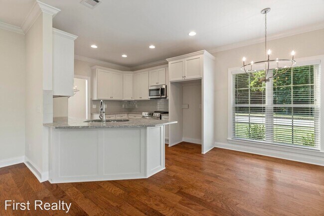Foto del edificio - 3 br, 2 bath House - 1642 Academy Drive, U...