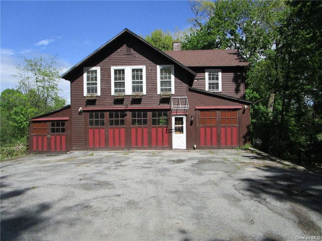Primary Photo - 24 Balmville Rd