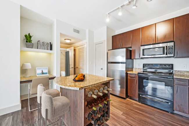 Building Photo - Villas at Grand Avenue