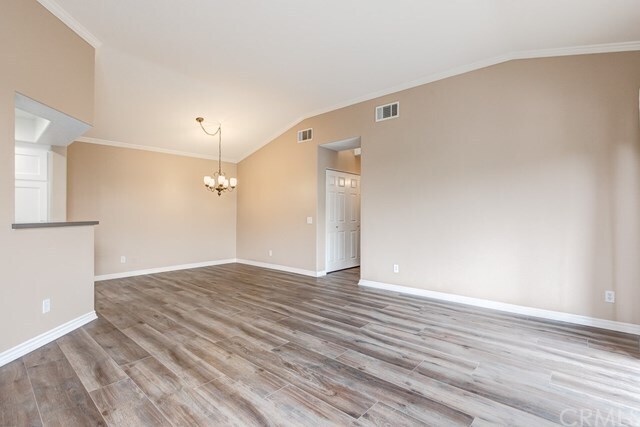 Foto del edificio - 615 S Glenhurst Dr