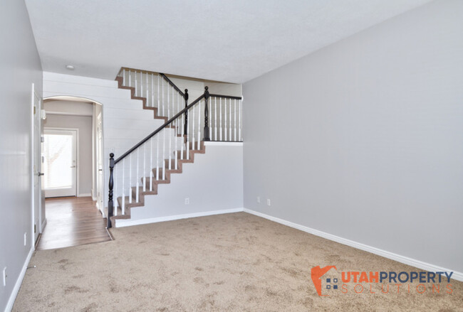 Foto del edificio - 6729 Pine Landing Way