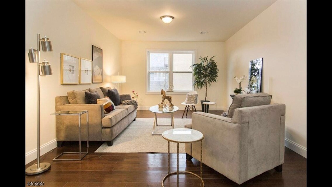 Sala de estar - 90 Clinton Ave