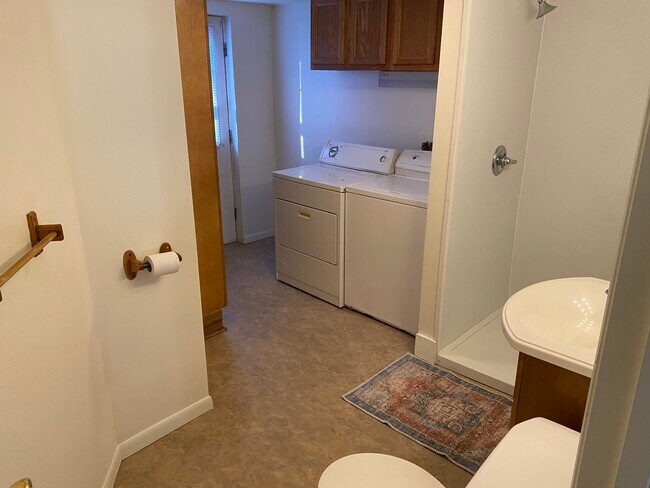 Laundry/Bathroom - 152 S 12th St