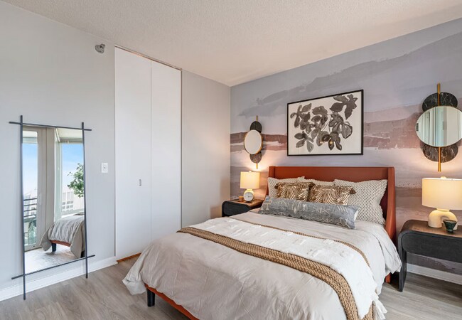 Foto del edificio - 240 E Illinois St