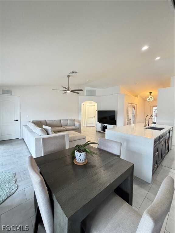 Foto del edificio - 4503 5th St W