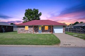 Building Photo - 2503 Purdue Cir