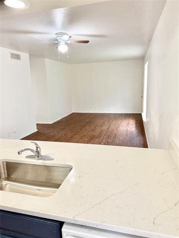 Building Photo - 2221 Stella St