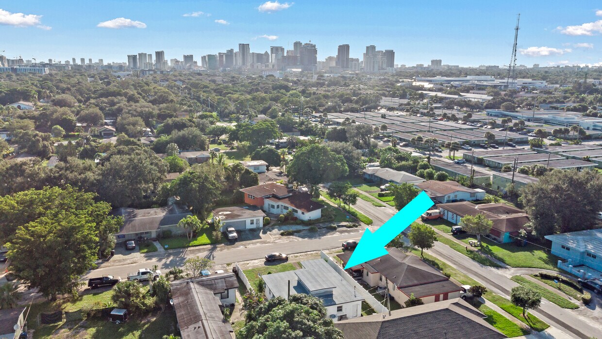 Foto principal - 401 NW 16th Ave