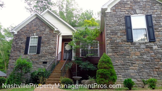 Foto del edificio - 3 br, 2.5 bath House - 3738 Homeland Dr.