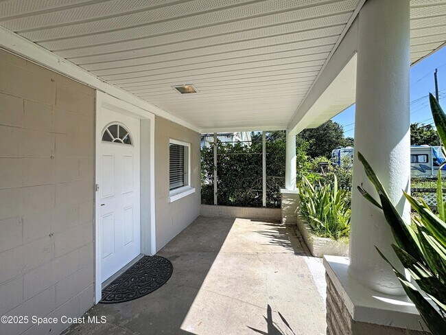 Foto del edificio - 1500 Highland Ct