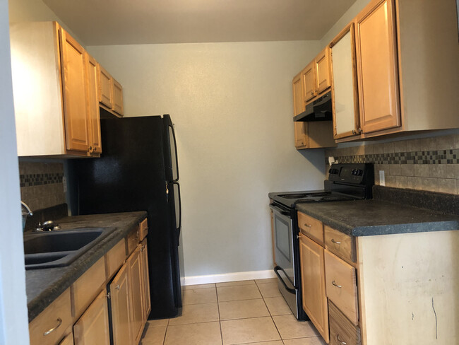 Kitchen view 1 - 7004 Merrick Ln