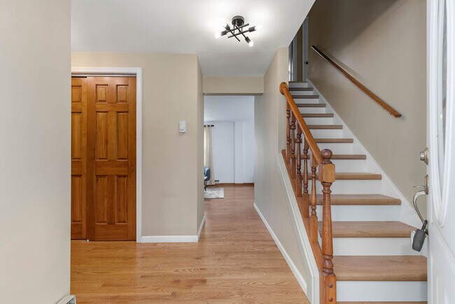 Building Photo - 3736 Pendulum Path