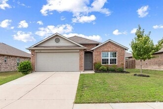 Building Photo - 5712 Montrelia Dr