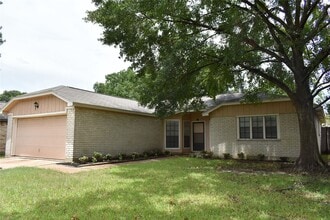 Building Photo - 16838 Markridge Dr