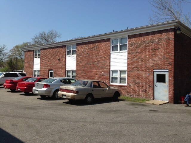 Building Photo - Ashlawn Apartments